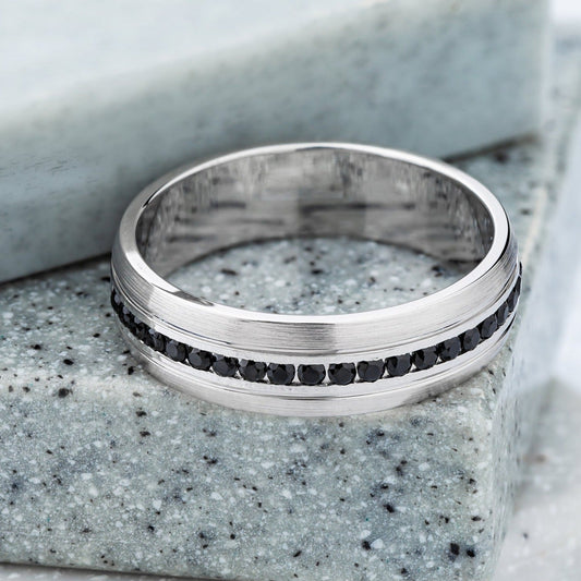 Męska obrączka ślubna, wyjątkowa obrączka ślubna, pierścionek dla niego, obrączka ślubna z litego złota, wyjątkowa męska obrączka ślubna, złota obrączka ślubna, obrączka ślubna comfort fit, obrączka ślubna z czarnymi diamentami, pierścionek z czarnym diamentem, biżuteria z czarnymi diamentami