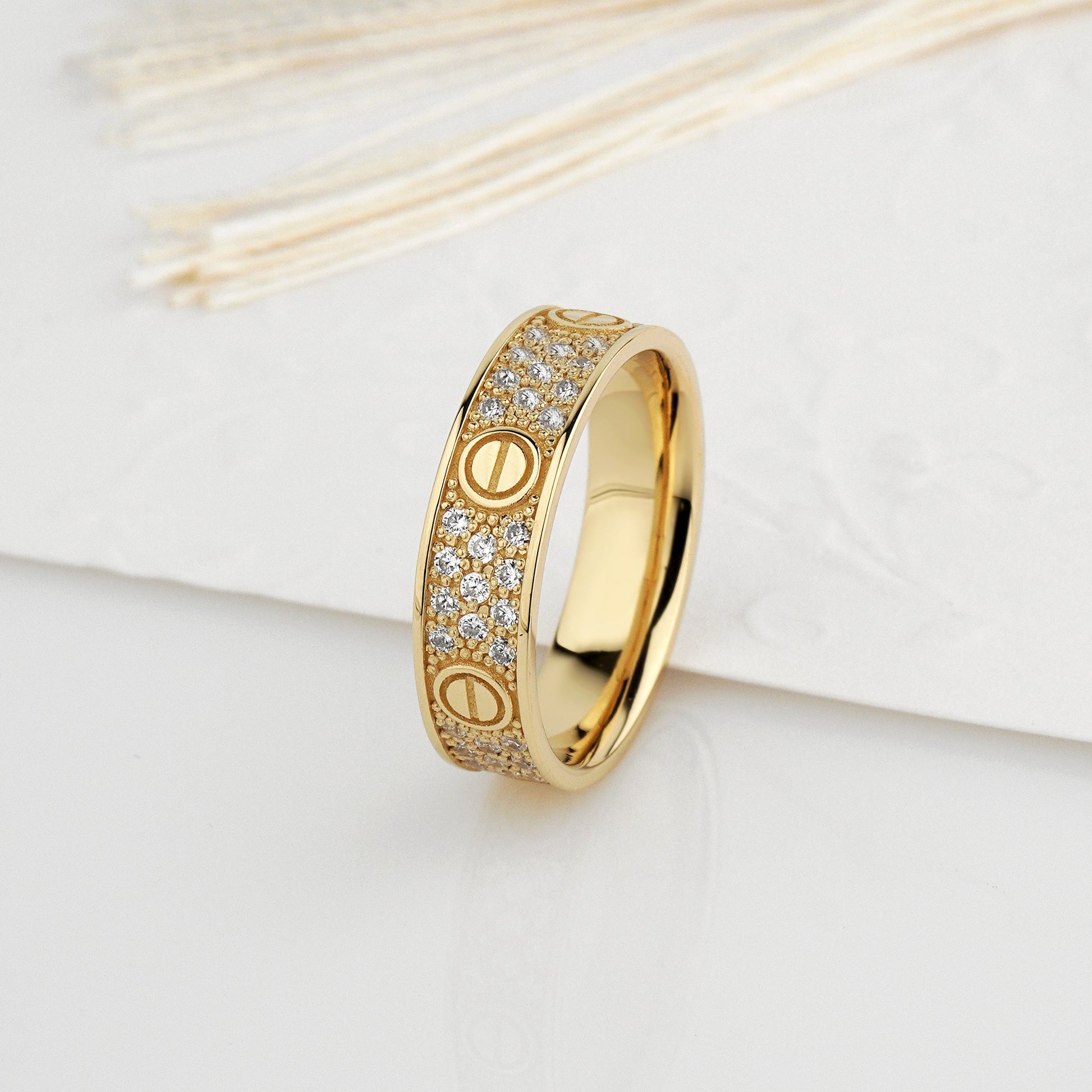 Obrączka damska złota. Obrączka Cartier żółte złoto. Obrączka z diamentami. Obrączka dla niej 14k.