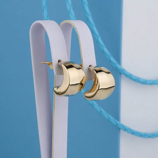 Eleganckie kolczyki w kształcie księżyca