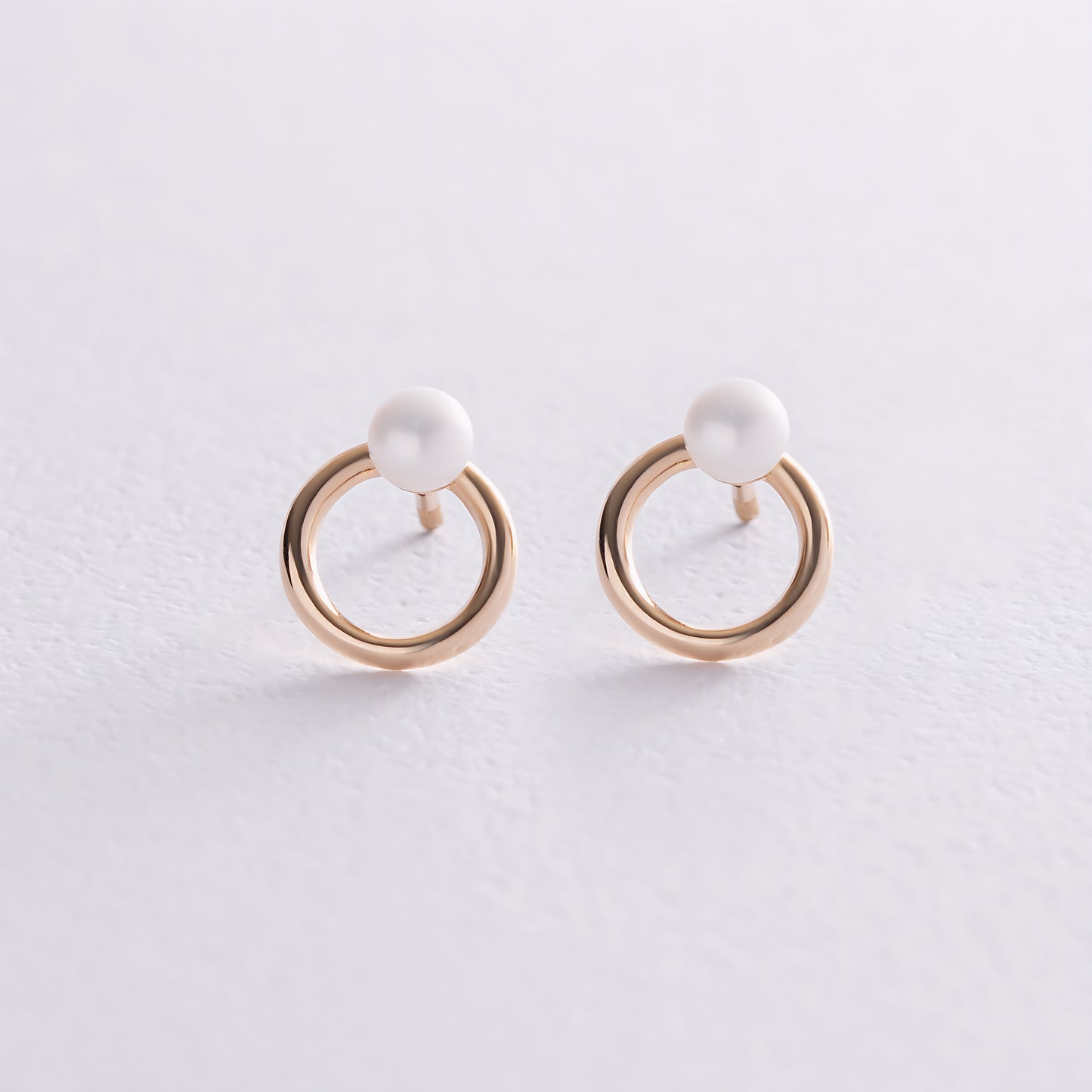 Kolczyki złote z białą perłą eleganckie