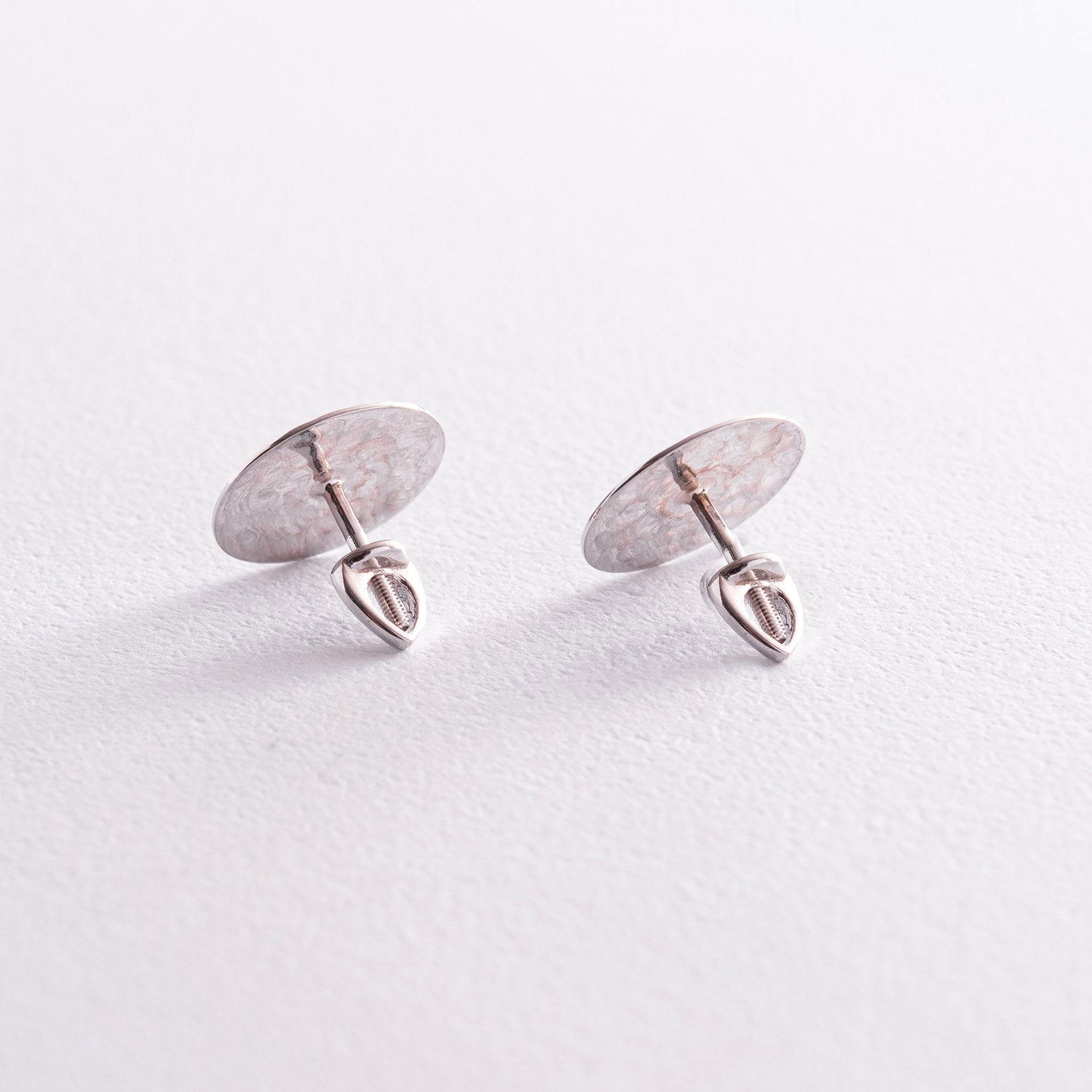 Minimalistyczna biżuteria