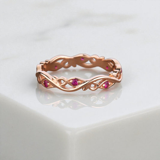 Obrączka złota z rubinami biżuteria damska