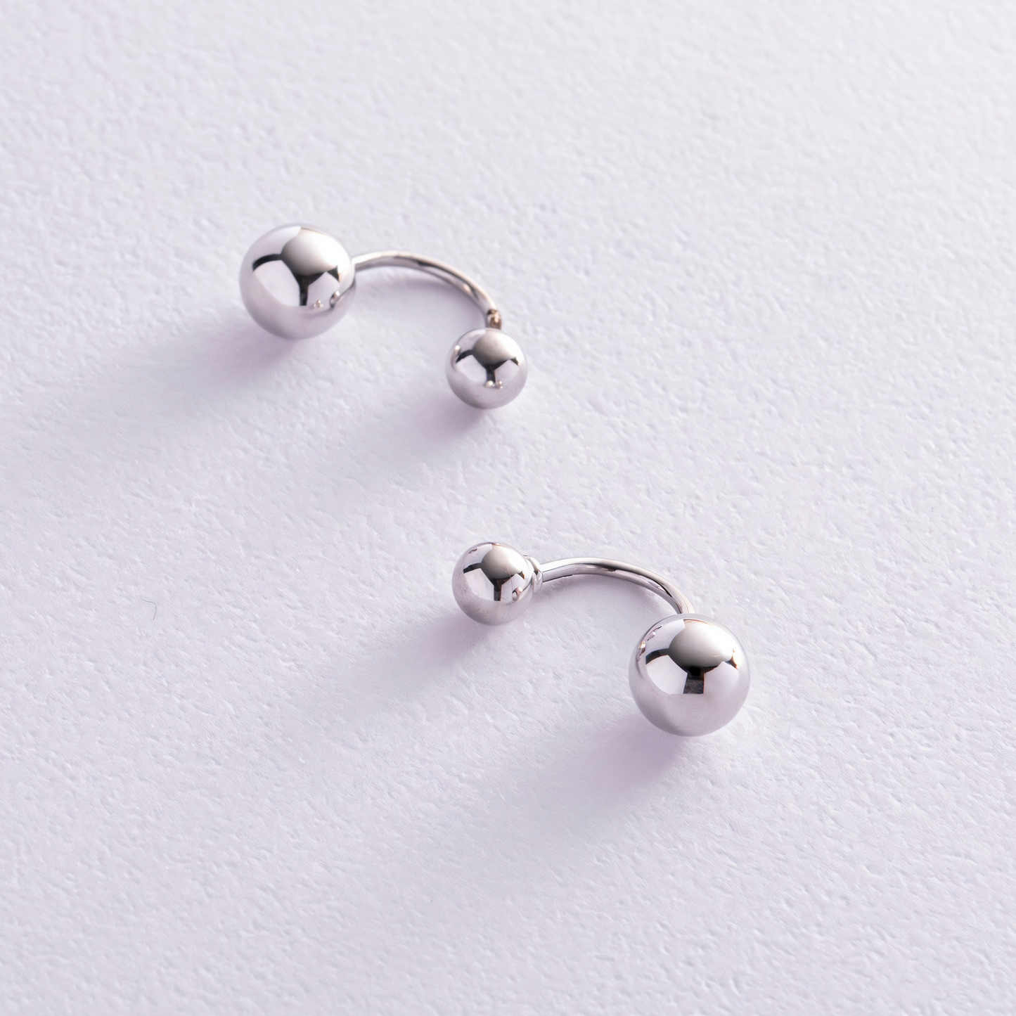 Złote kolczyki dwie kule eleganckie