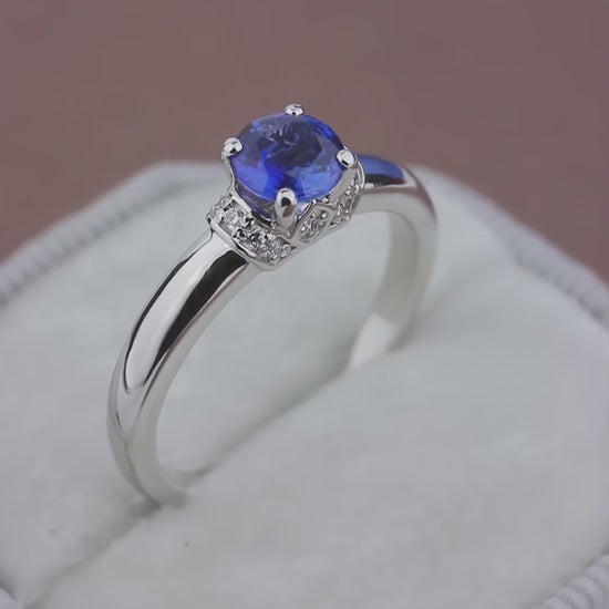 Pierścionek złoty. Pierścionek zaręczynowy białe złoto. Pierścionek zaręczynowy z szafirem i diamentami. Diamentowy pierścionek. Pierścionek 14k złoto.