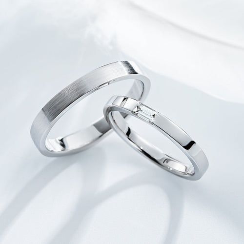 Obrączki ślubne z diamentem bagietka. Proste obrączki ślubne. Obrączki z litego złota. Zwykłe obrączki ślubne. Zestaw obrączek dla pary. Zestaw diamentowych obrączek ślubnych